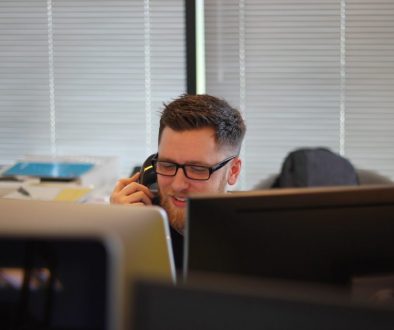 Choosing A Phone Answering Service | Venture Offices